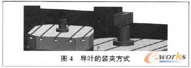 ���͌��~�b�A